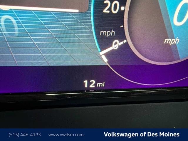 2026 Volkswagen Atlas Cross Sport SE with Technology