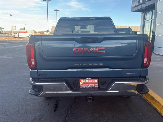 2024 GMC Sierra 1500 4WD Crew Cab Short Box SLT
