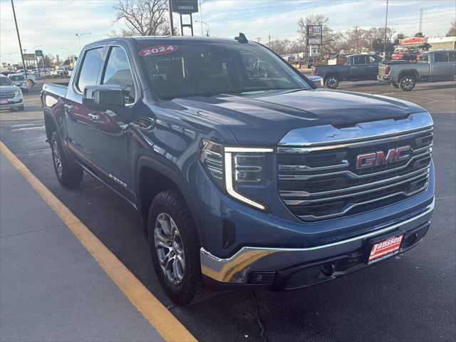 2024 GMC Sierra 1500 4WD Crew Cab Short Box SLT