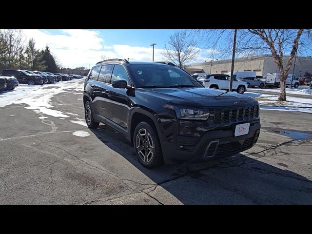 2026 Jeep Cherokee CHEROKEE LAREDO 4X4