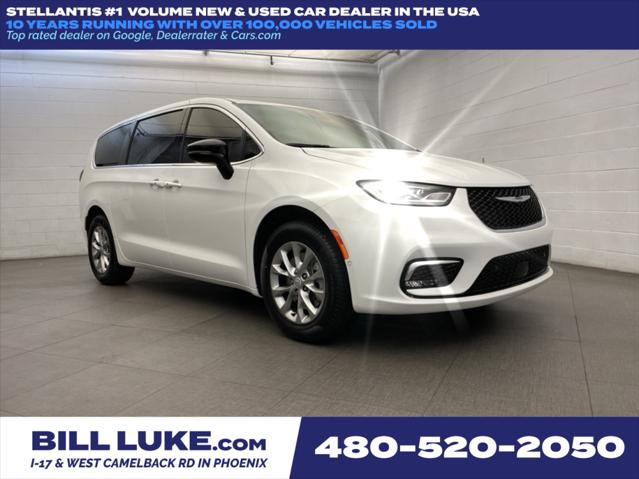 2026 Chrysler Pacifica PACIFICA SELECT AWD