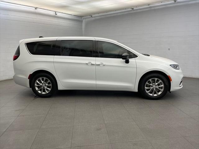 2026 Chrysler Pacifica PACIFICA SELECT AWD 2026 Chrysler Pacifica PACIFICA SELECT AWD