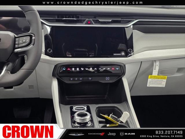 2026 Jeep Cherokee Laredo 4x4