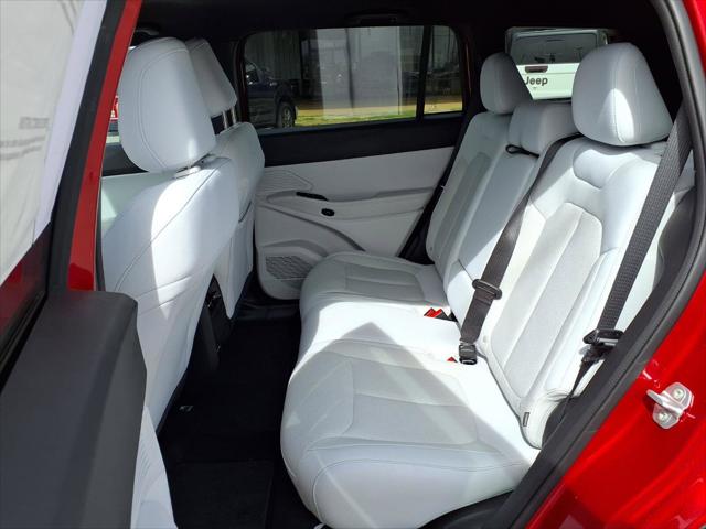 2026 Jeep Cherokee Laredo 4x4