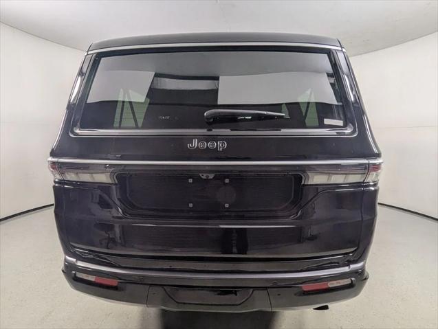 2026 Jeep Grand Wagoneer 4x2