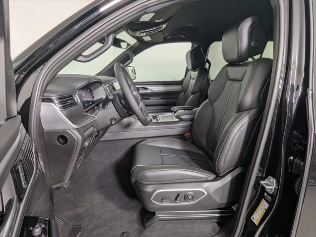 2026 Jeep Grand Wagoneer 4x2