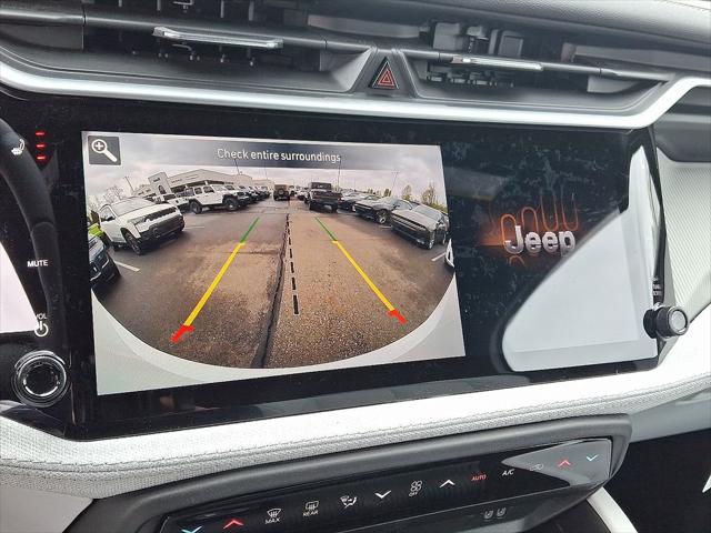 2026 Jeep Cherokee Laredo 4x4