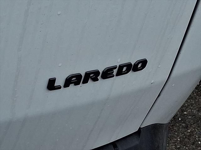 2026 Jeep Cherokee Laredo 4x4