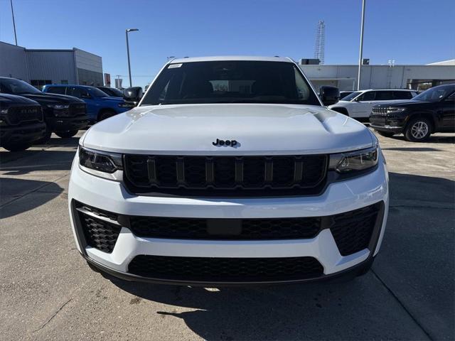 2026 Jeep Grand Cherokee GRAND CHEROKEE ALTITUDE 4X2