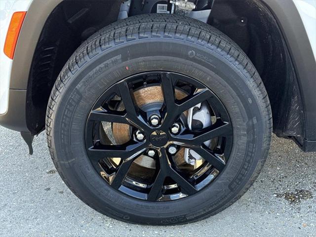 2026 Jeep Grand Cherokee GRAND CHEROKEE ALTITUDE 4X2