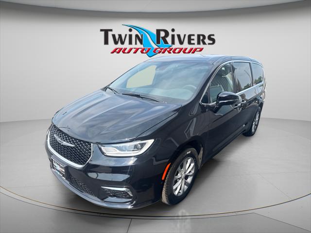 2026 Chrysler Pacifica Select AWD for sale in Beatrice, NE