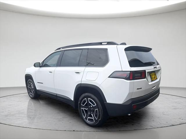 2026 Jeep Cherokee CHEROKEE LAREDO 4X4