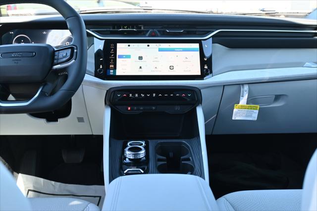 2026 Jeep Cherokee Laredo 4x4