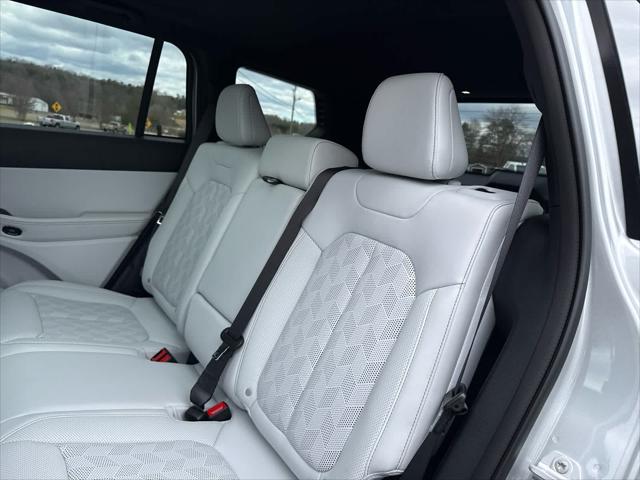 2026 Jeep Cherokee Overland 4x4