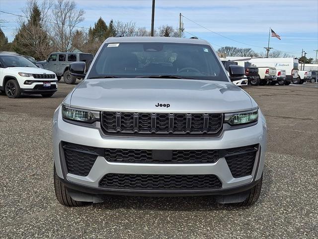 2026 Jeep Grand Cherokee GRAND CHEROKEE ALTITUDE 4X4