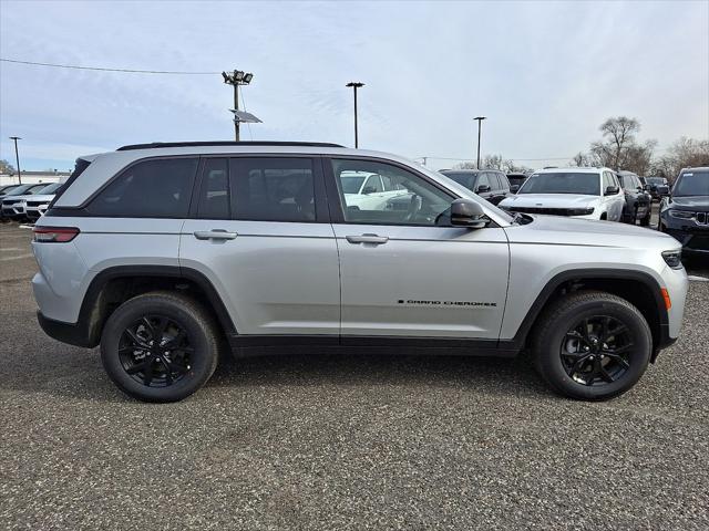 2026 Jeep Grand Cherokee Altitude 4x4