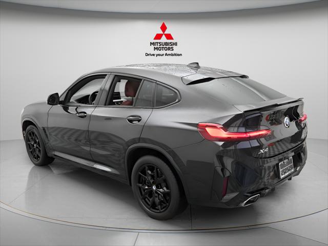 2025 BMW X4 xDrive30i