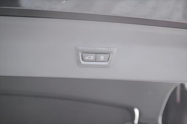 2025 BMW X4 xDrive30i