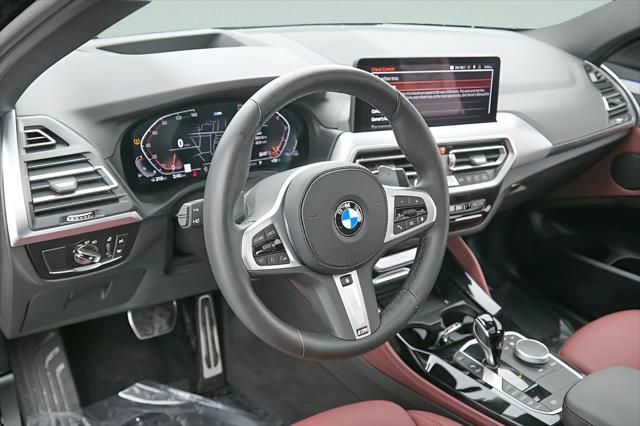 2025 BMW X4 xDrive30i