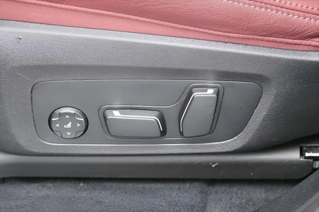 2025 BMW X4 xDrive30i