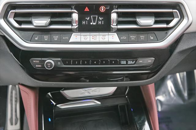 2025 BMW X4 xDrive30i