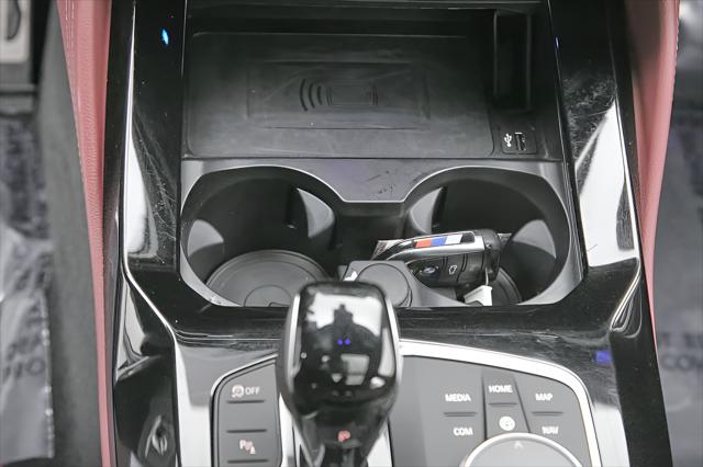 2025 BMW X4 xDrive30i