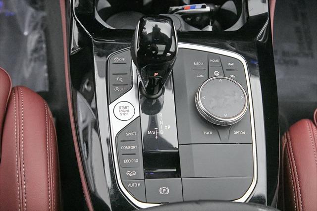 2025 BMW X4 xDrive30i