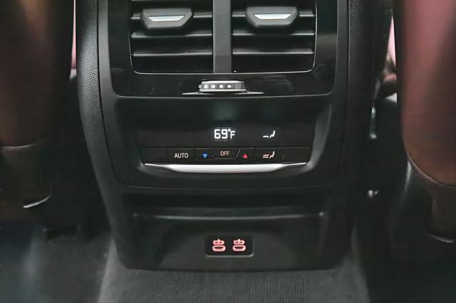 2025 BMW X4 xDrive30i