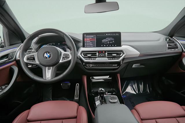 2025 BMW X4 xDrive30i