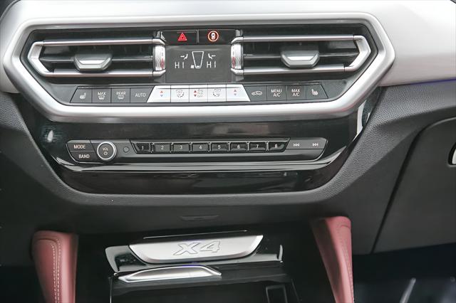 2025 BMW X4 xDrive30i