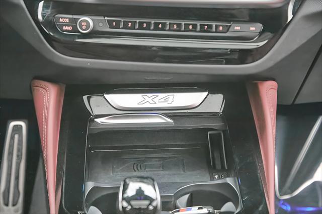 2025 BMW X4 xDrive30i