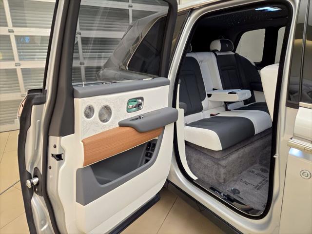 2026 Rolls-Royce Cullinan Unknown