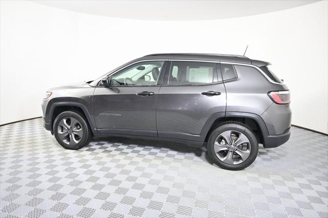 2022 Jeep Compass Latitude Lux 4x4 2022 Jeep Compass Latitude Lux 4x4