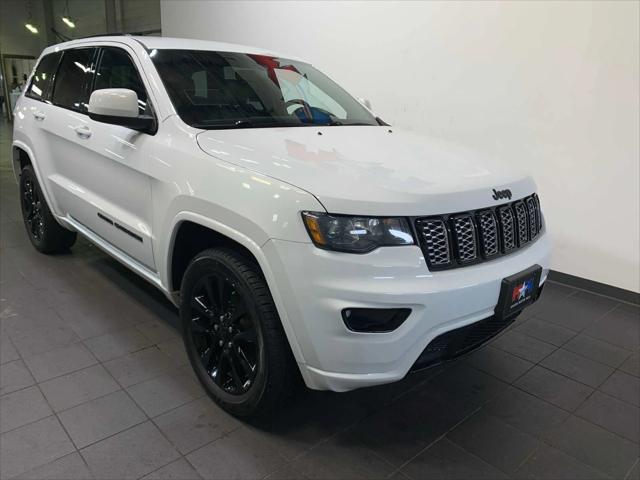 2019 Jeep Grand Cherokee Altitude 4x4 2019 Jeep Grand Cherokee Altitude 4x4