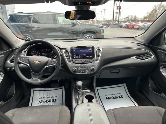 2022 Chevrolet Malibu FWD LT