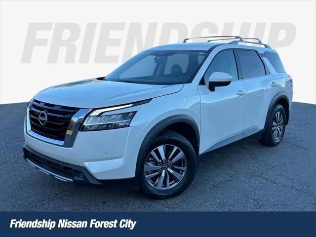 2022 Nissan Pathfinder SL 4WD