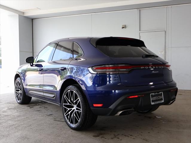 2025 Porsche Macan 