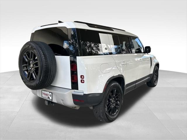 2024 Land Rover Defender 110 P300