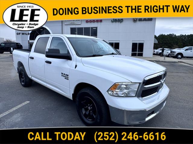 2023 RAM 1500 Classic SLT Crew Cab 4x2 57 Box 2023 RAM 1500 Classic SLT Crew Cab 4x2 57 Box
