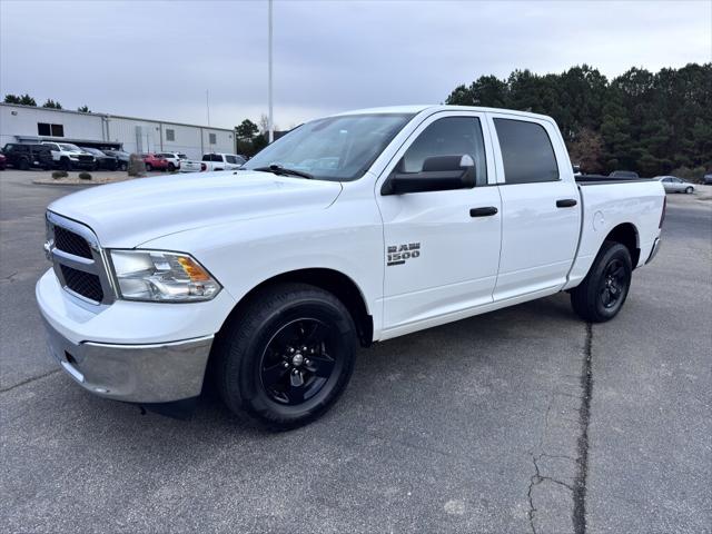 2023 RAM 1500 Classic SLT Crew Cab 4x2 57 Box 2023 RAM 1500 Classic SLT Crew Cab 4x2 57 Box