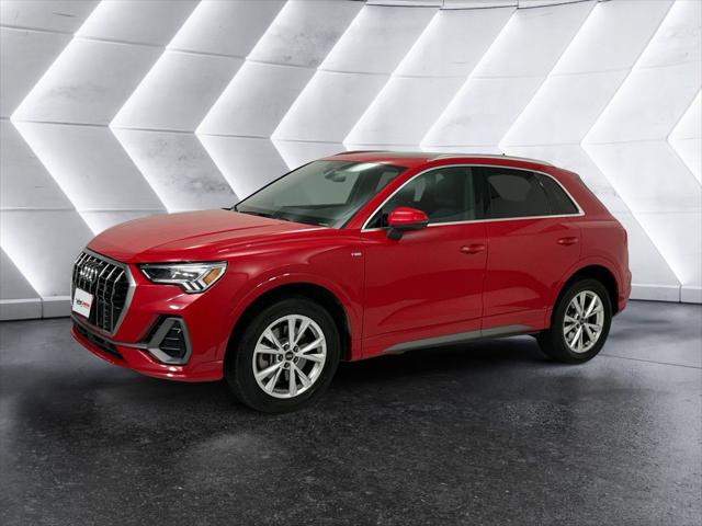 2024 Audi Q3 Premium 45 TFSI S line quattro Tiptronic