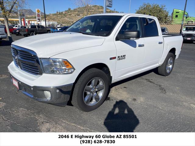 2017 RAM 1500 Big Horn Crew Cab 4x4 57 Box