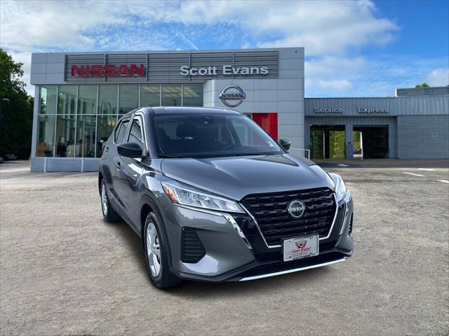 2023 Nissan Kicks S Xtronic CVT