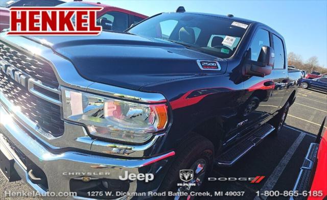 2024 RAM 2500 Big Horn Crew Cab 4x4 64 Box 2024 RAM 2500 Big Horn Crew Cab 4x4 64 Box