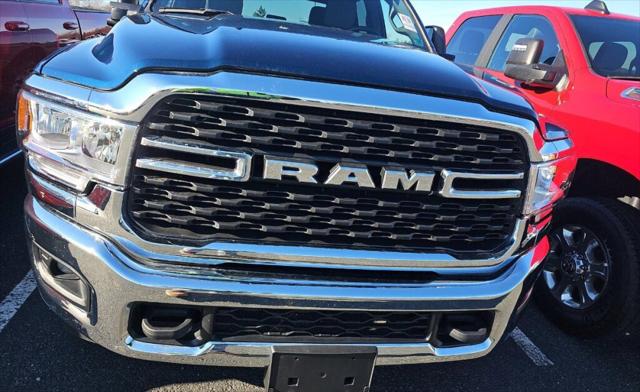 2024 RAM 2500 Big Horn Crew Cab 4x4 64 Box 2024 RAM 2500 Big Horn Crew Cab 4x4 64 Box
