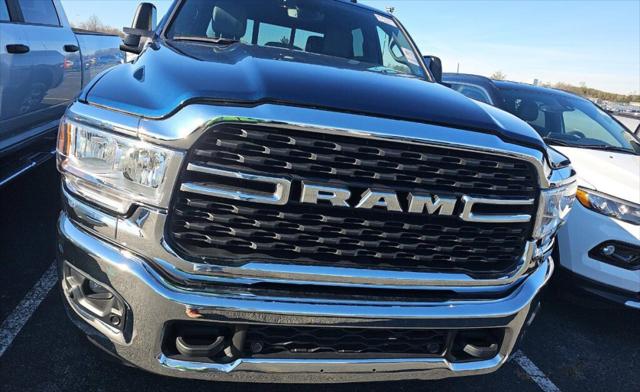 2024 RAM 2500 Big Horn Crew Cab 4x4 64 Box