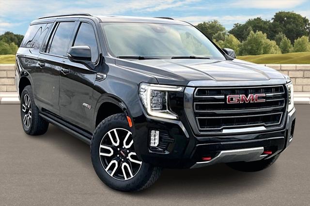 2023 GMC Yukon XL 4WD AT4