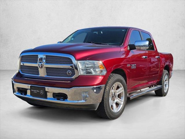 2018 RAM 1500 Lone Star Silver Crew Cab 4x2 57 Box 2018 RAM 1500 Lone Star Silver Crew Cab 4x2 57 Box
