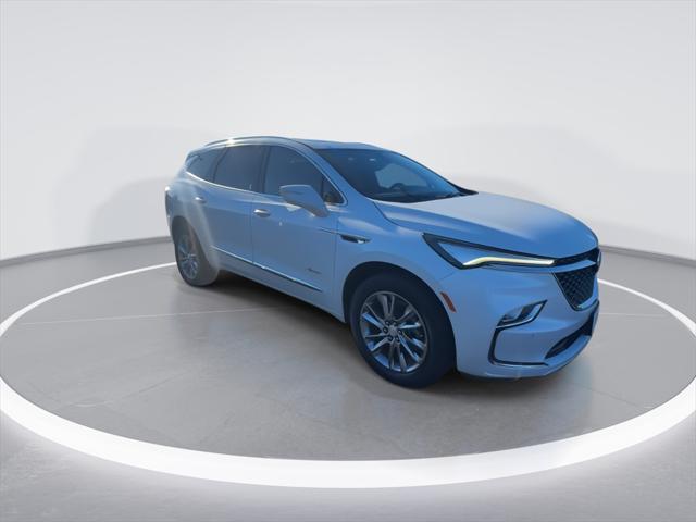 2022 Buick Enclave AWD Avenir