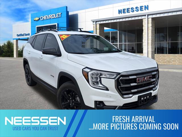 2022 GMC Terrain AWD AT4 2022 GMC Terrain AWD AT4